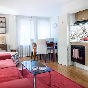 Rent In Apartamento